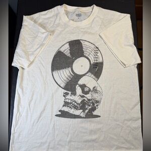 Graphic Skull and Vinyl Cream T-Shirt